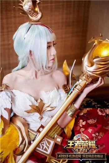 王者荣耀最美李白真人cos