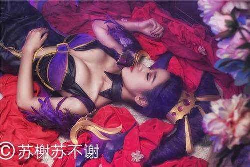 王者荣耀芈月穿丝袜cos