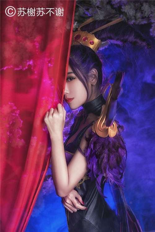 王者荣耀芈月穿丝袜cos