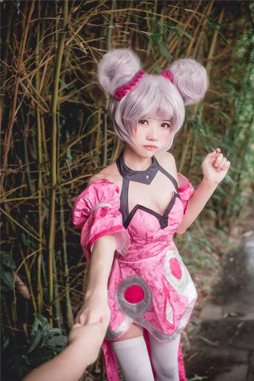 王者荣耀白丝袜小乔cos
