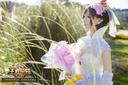 王者荣耀小乔纯白花嫁真人cos