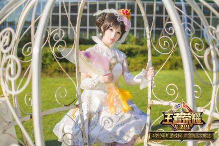 王者荣耀小乔纯白花嫁真人cos