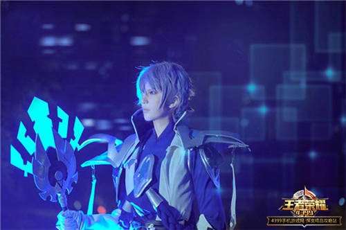 王者荣耀诸葛亮真人cos