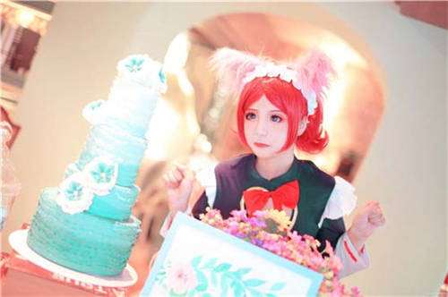 王者荣耀女仆妲己真人cos