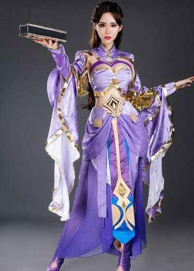 王者荣耀露娜绝美COS气质出尘脱俗