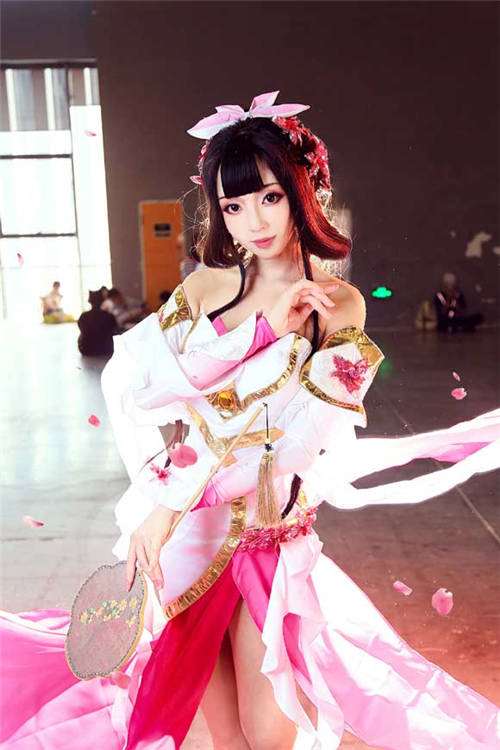 王者荣耀甄姬游园惊梦真人cos